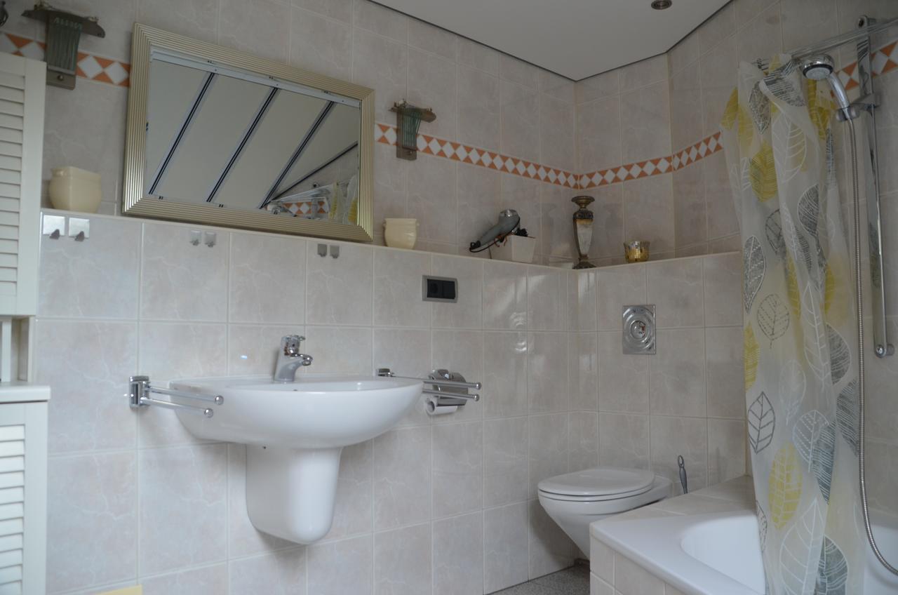 Ferienwohnung Rudolf-Lindner นอยชตัดท์ อัน เดอ ไอส์ช ภายนอก รูปภาพ